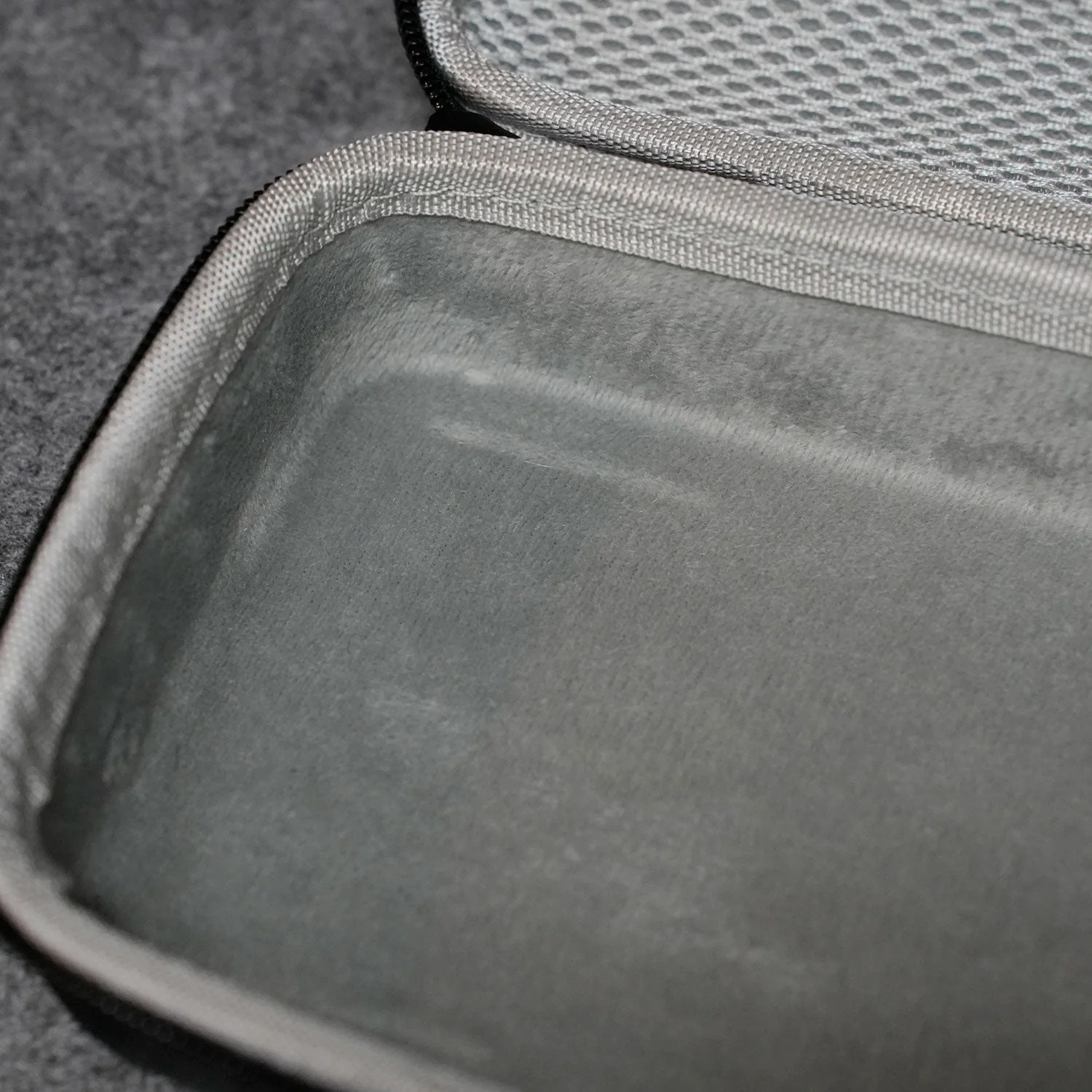 Akko Keyboard Carrying Case - Image 12