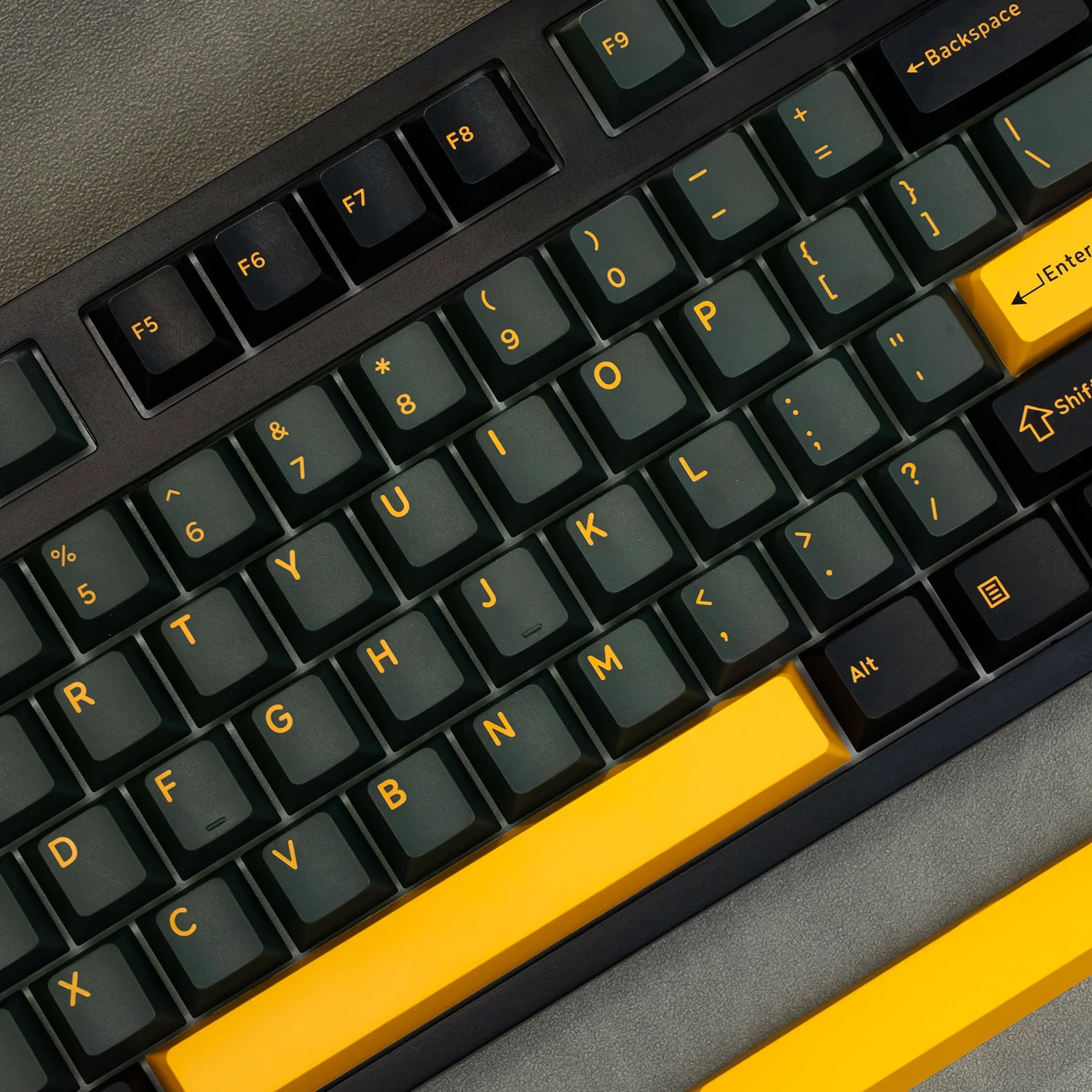 Black & Gold 3108v3 - Image 4