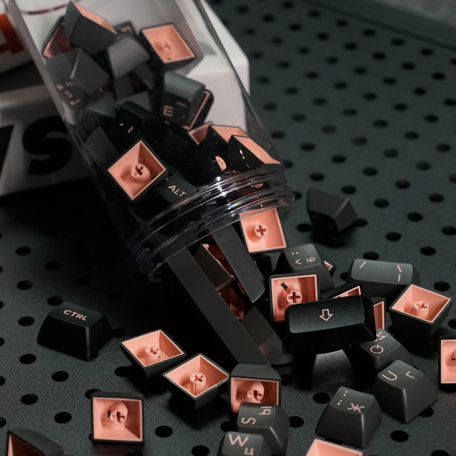 Black & Pink Cyrillic Keycap Set (68-key) - Image 7