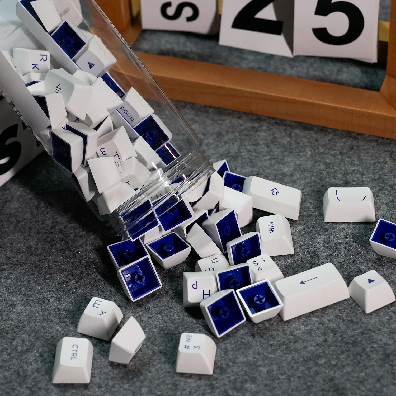 Blue on White Cyrillic Keycap Set (84-key) - Image 7