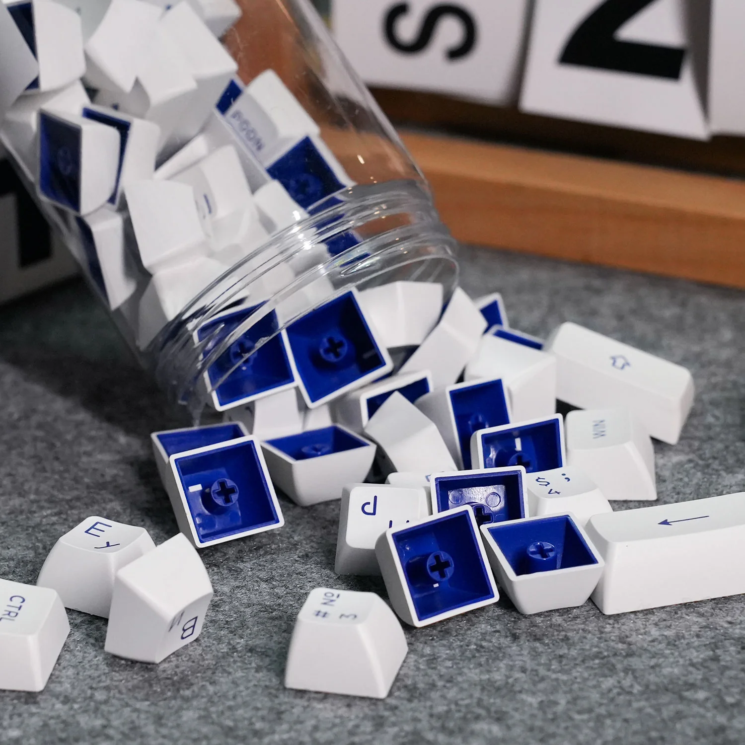 Blue on White Cyrillic Keycap Set (84-key) - Image 9