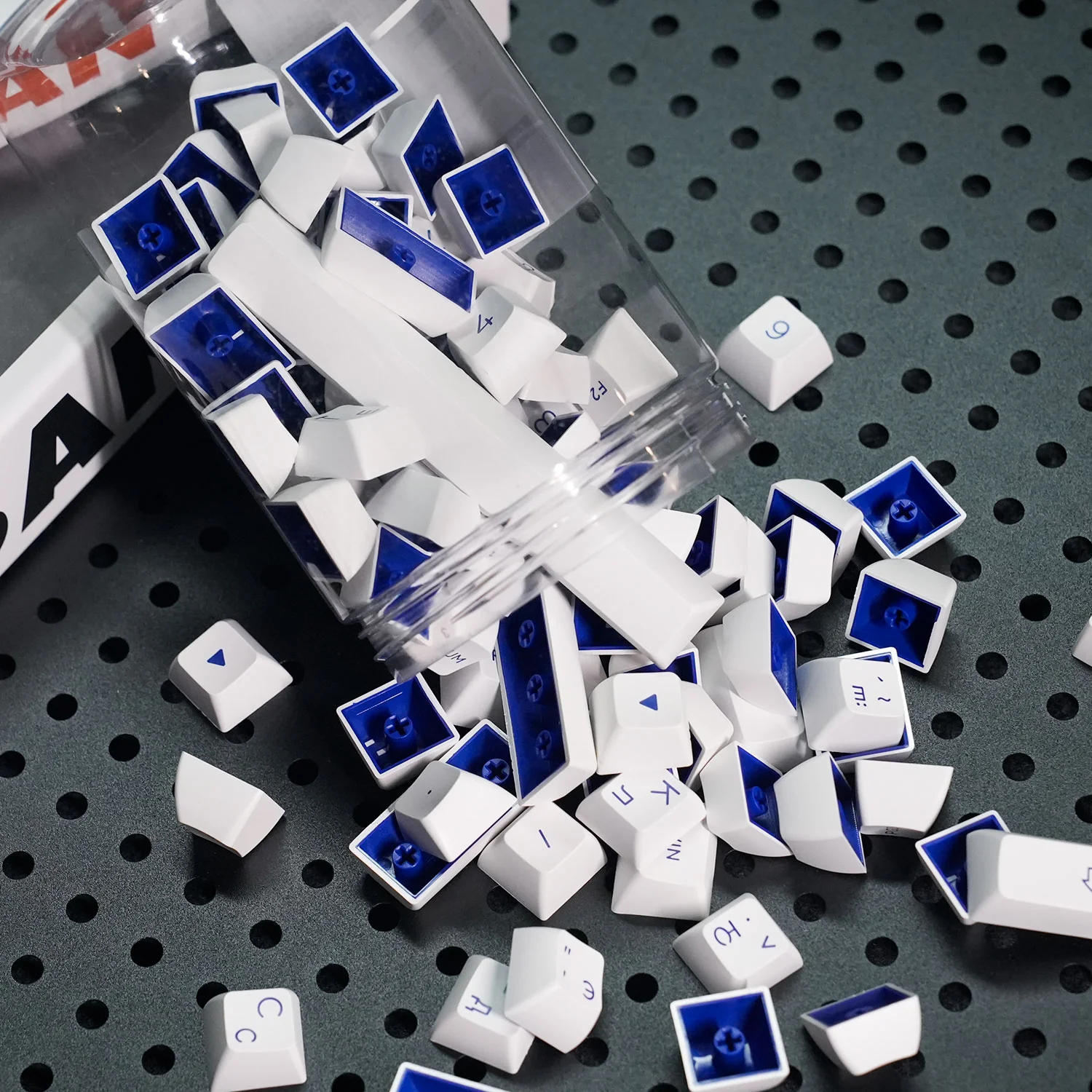 Blue on White Cyrillic Keycap Set (97-key) - Image 5