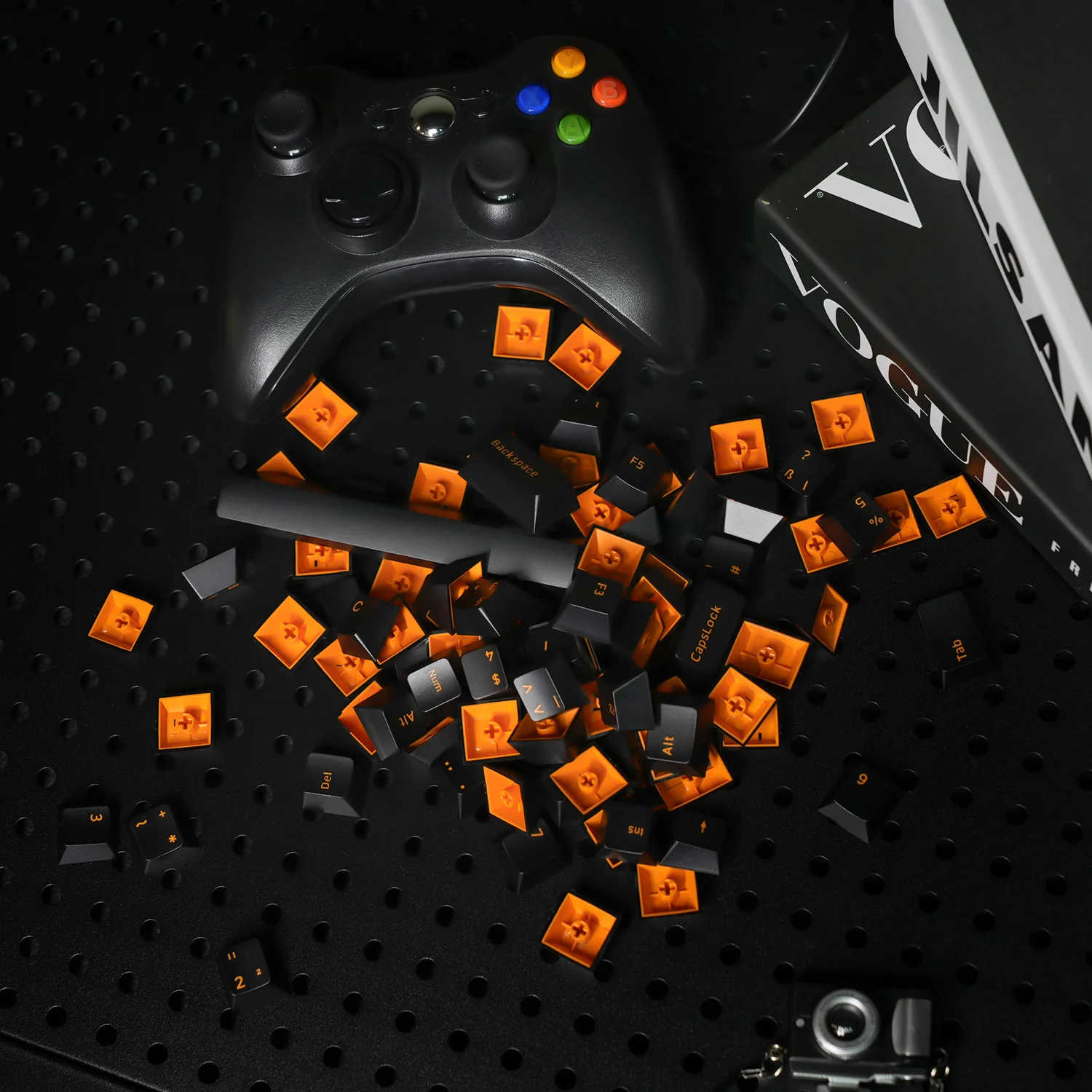 Orange on Black ISO DE Keycap Set (119-key) - Image 5